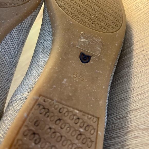 Diamond Metallic Rothy’s points - Picture 6 of 9